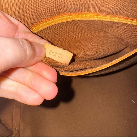 ✅AUTHENTIC✅LOUIS VUITTON ALMA PM - Picture 12 of 13